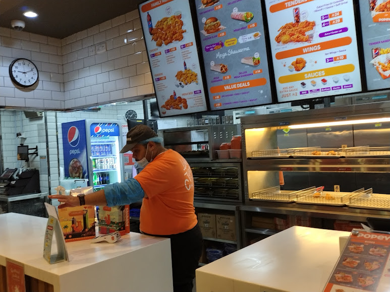 مشروع تشطيب فرع بوبايز شارع الأحساء